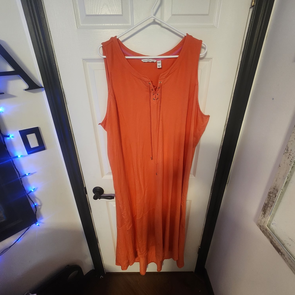 Isaac Mizrahi Bold Orange Apparel